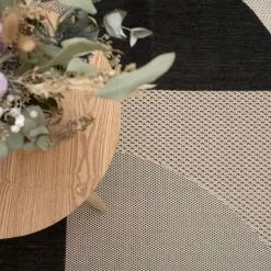 Mattokymppi Oy AALTO Sileäksi Kudottu Matto 15 Mattokymppi Oy AALTO Sileäksi Kudottu Matto -säilytyshuonekalukauppa Aalto matto musta miljoo