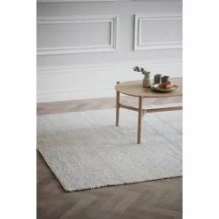 Rowico AB AUCKLAND Villamatto 15 Rowico AB AUCKLAND Villamatto -säilytyshuonekalukauppa Auckland matto luonnonvalkoinen milj