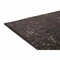 VM Carpet Oy BASALTTI Nukkamatto -säilytyshuonekalukauppa Basaltti matto black 800 kulma