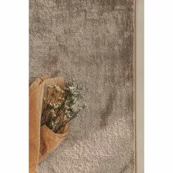 VM Carpet Oy BASALTTI Nukkamatto -säilytyshuonekalukauppa Basaltti beige detalj 1