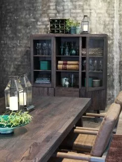 Rowico AB BROOKLYN Vitriini 130 Cm 22 Rowico AB BROOKLYN Vitriini 130 Cm -säilytyshuonekalukauppa Brooklyn vitriini Brooklyn Clive rr 1 6 savunharmaa milj