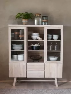 Rowico AB BROOKLYN Vitriini 130 Cm 20 Rowico AB BROOKLYN Vitriini 130 Cm -säilytyshuonekalukauppa Brooklyn vitriini valkotammi milj