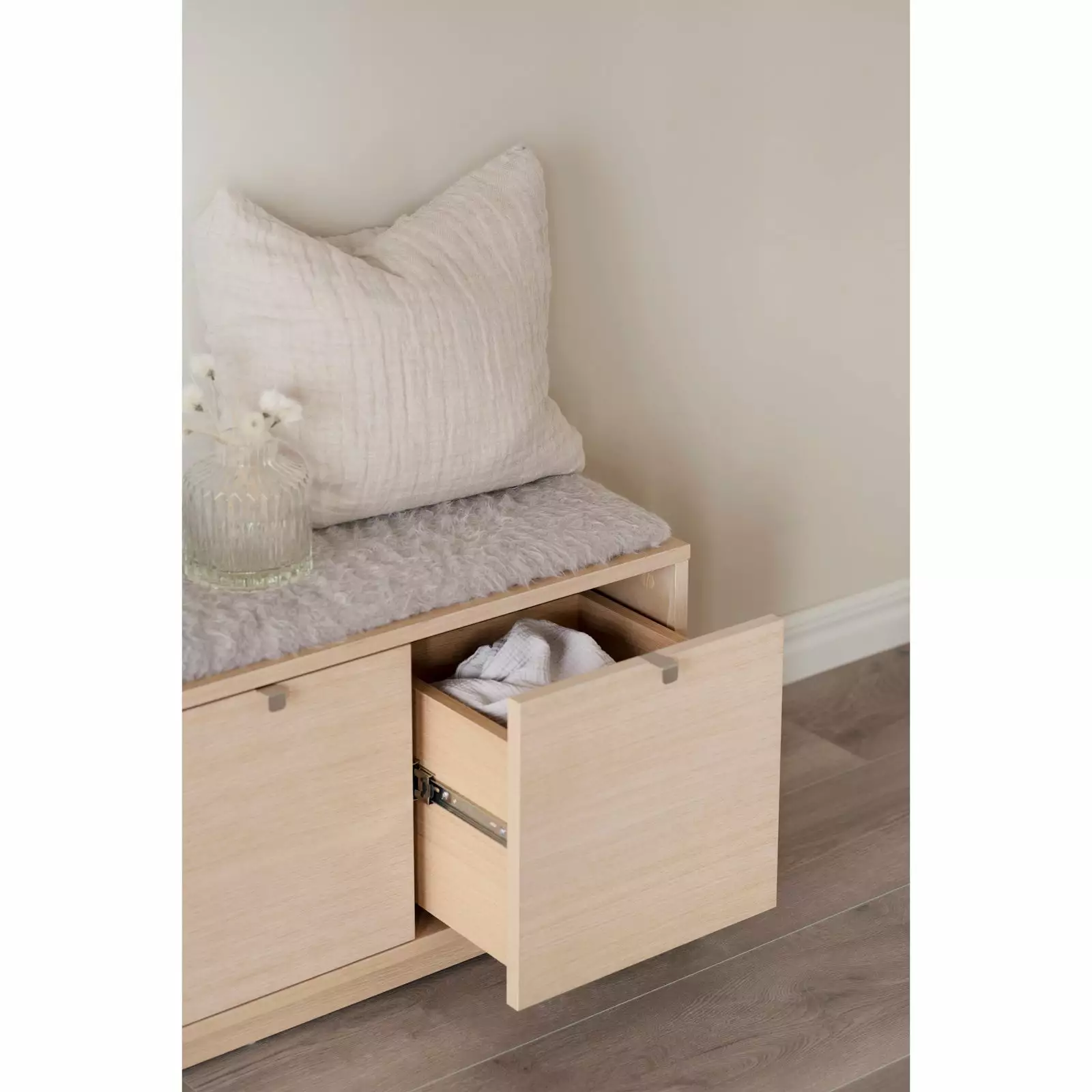 Rowico AB CONFETTI Säilytyspenkki 106 Cm 24 Rowico AB CONFETTI Säilytyspenkki 106 Cm - Image 22