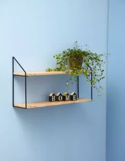 Schou Company A/S DAY Seinähylly 60 Cm 2-tasoinen -säilytyshuonekalukauppa Day 2Dseinahylly 2D2os 5Flv 2Dmusta 5Fmilj