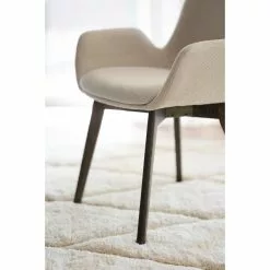 Rowico AB DRIMSDALE Tuoli 52 Rowico AB DRIMSDALE Tuoli -säilytyshuonekalukauppa Drimsdale tuoli beige savutammi 120806 detalj