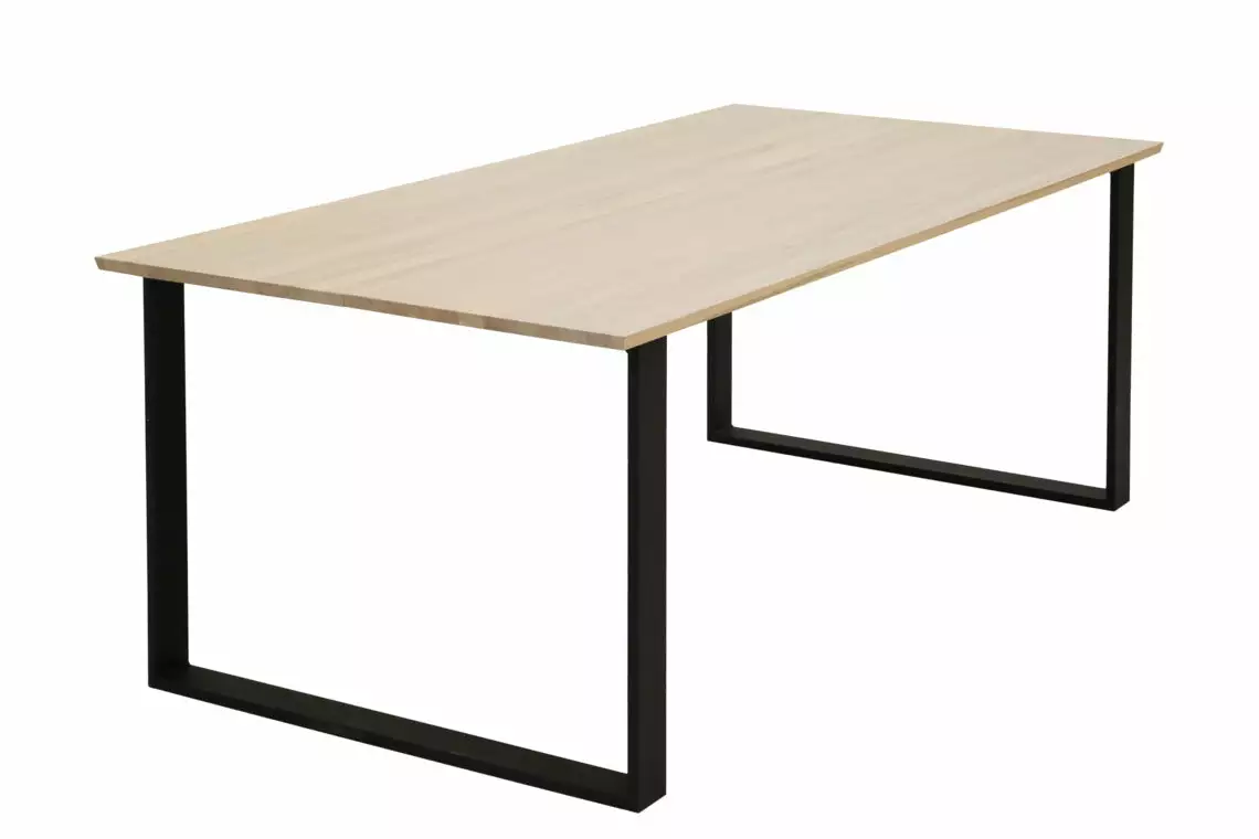 Pohjanmaan Kaluste Oy FOREST Ruokapöytä Tammi 3 Pohjanmaan Kaluste Oy FOREST Ruokapöytä Tammi