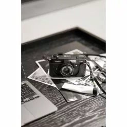 Rowico AB HALIFAX Senkki 160 Cm -säilytyshuonekalukauppa Halifax senkki musta 119904 detalj