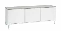Leo-Matti Ojala Oy KIVI Tv-taso/kaappi 144 Cm 3 Ovea -säilytyshuonekalukauppa Kivi taso 148cm 3 ovi valk harmaa jalat 10cm