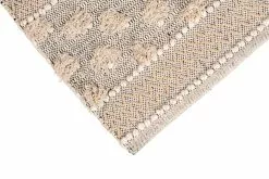 Mattokymppi Oy OLKI Puuvillamatto 11 Mattokymppi Oy OLKI Puuvillamatto -säilytyshuonekalukauppa Olki matto beige kulma