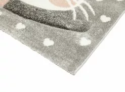 Mattokymppi Oy PUPU Lasten Matto 9 Mattokymppi Oy PUPU Lasten Matto -säilytyshuonekalukauppa Pastel kids Pupu matto harmaa kulma