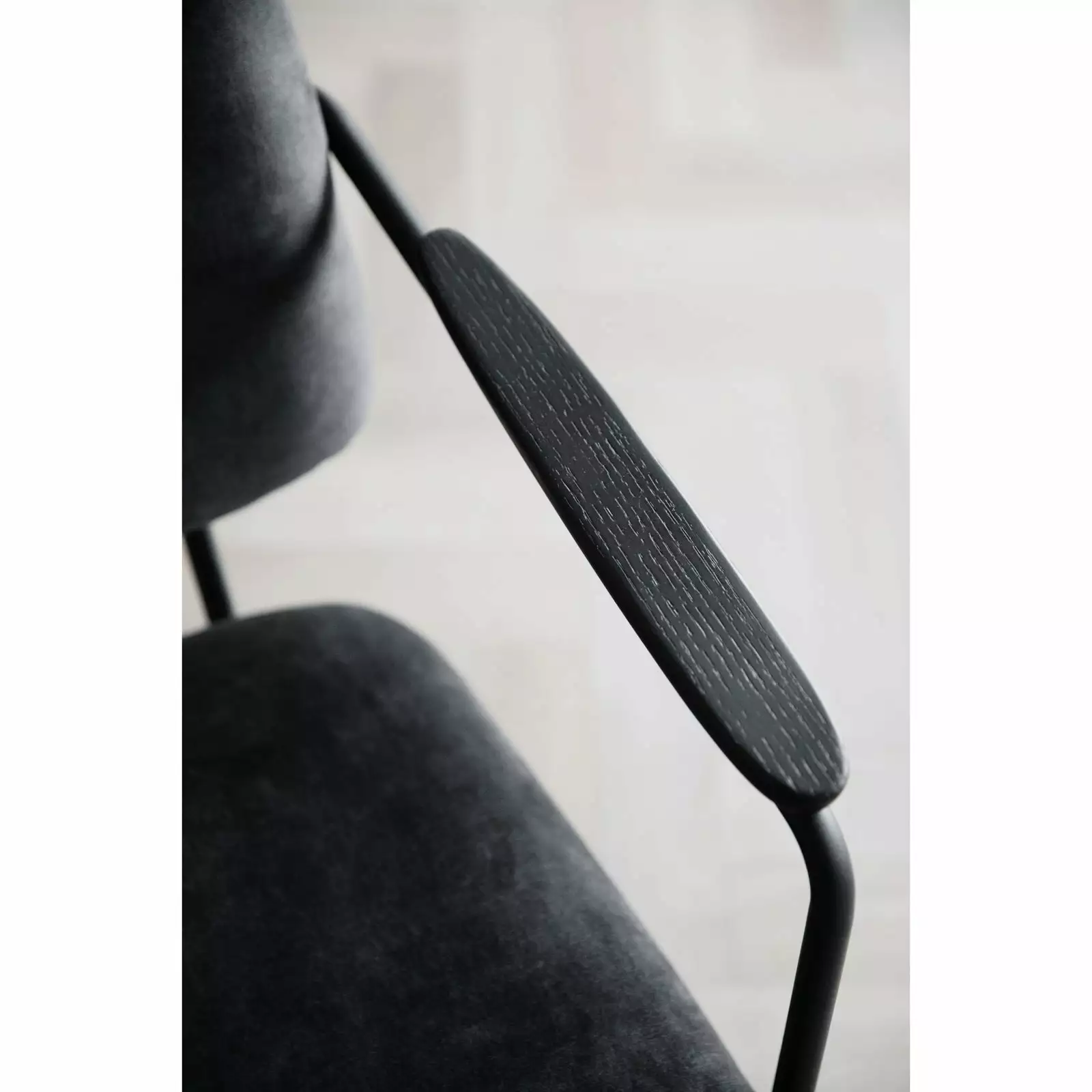 Rowico AB PRESCOTT Nojatuoli Kangasverhoilulla 7 Rowico AB PRESCOTT Nojatuoli Kangasverhoilulla - Image 5