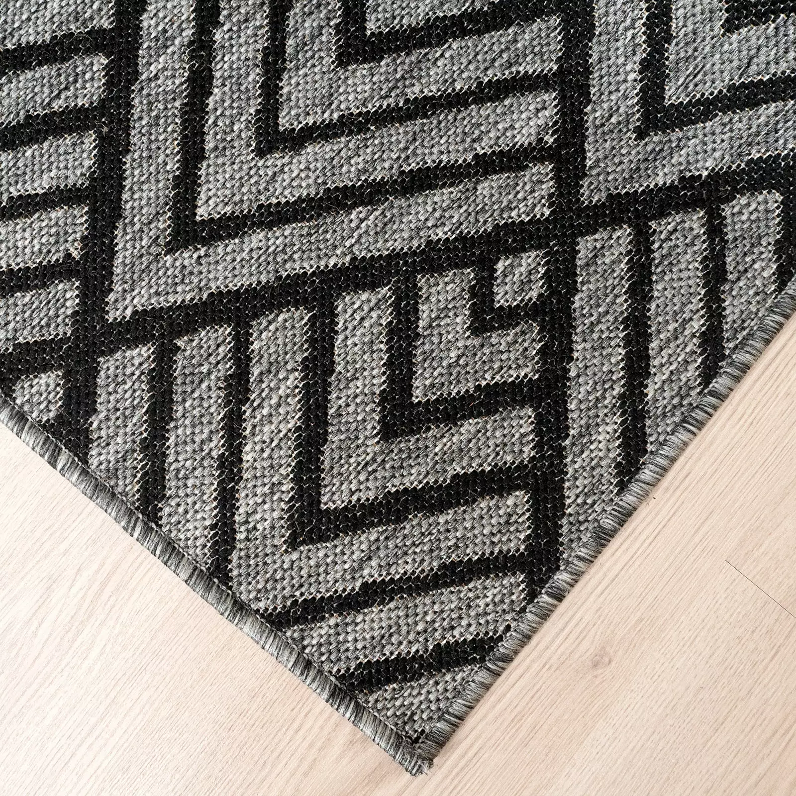 Mattokymppi Oy SIENNA Sileäksi Kudottu Matto 6 Mattokymppi Oy SIENNA Sileäksi Kudottu Matto - Image 4