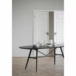 Rowico AB SPRINGDALE Ruokapöytä Ovaali 200 X 98 Cm -säilytyshuonekalukauppa Springdale poyta musta 119730 miljoo