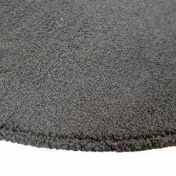 Mattokymppi Oy USVA Nukkamatto Pyöreä -säilytyshuonekalukauppa Usva matto harmaa kulma 1