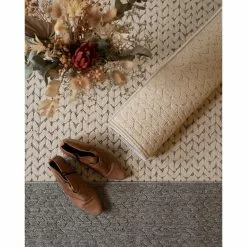 Mattokymppi Oy VALENCIA Sileäksi Kudottu Matto -säilytyshuonekalukauppa Valencia matto fiilis kaikkivarit